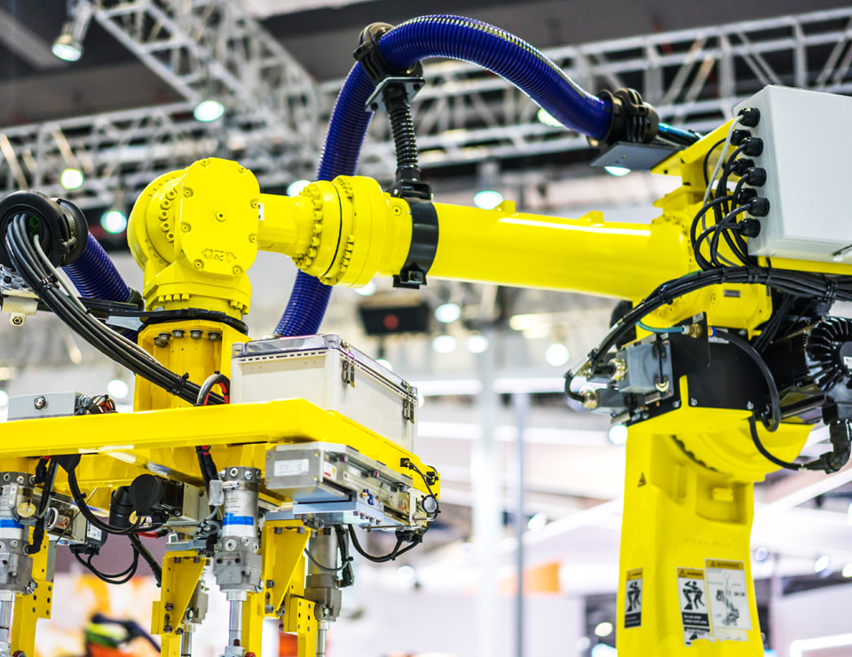 長裕 · 注力中國智能制造